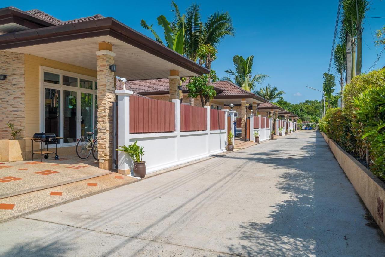 Rawai Private Villas - Pools And Garden Extérieur photo